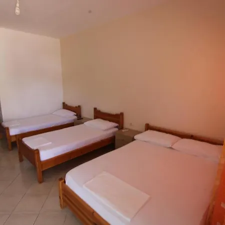 公寓 Alexia Apartments *