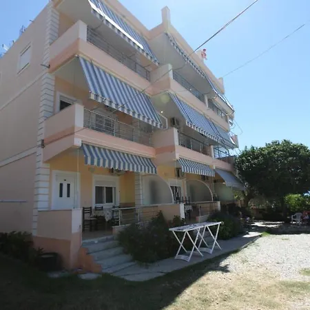 公寓 Alexia Apartments
