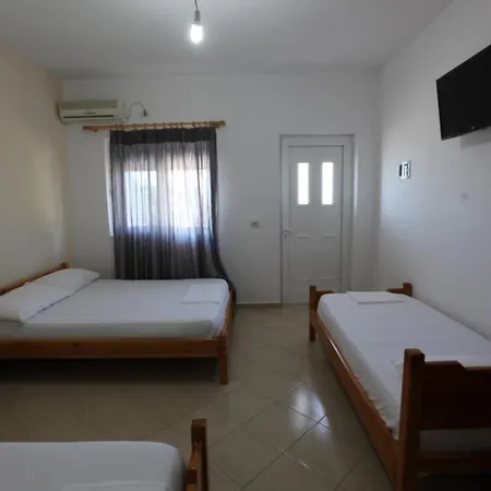公寓 Alexia Apartments *