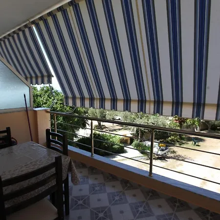Alexia Apartments * 博尔什